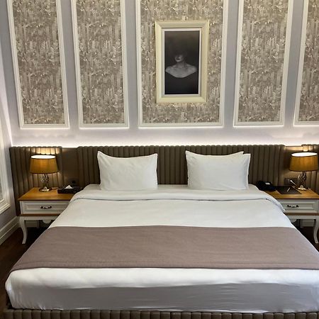 Theatrum Hotel Baku Extérieur photo