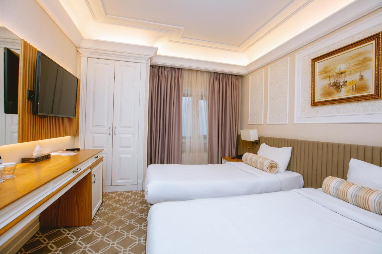 Theatrum Hotel Baku Extérieur photo