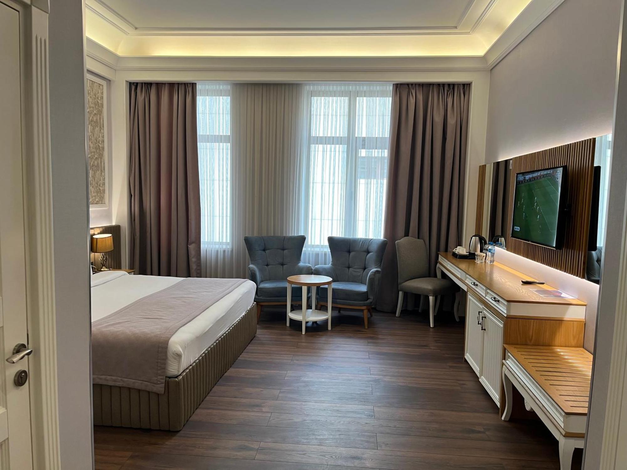 Theatrum Hotel Baku Extérieur photo